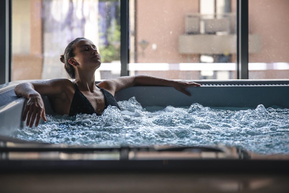 Jacuzzi hidromasažni bazen